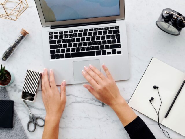 Organiser sa journée: travail, activité physique et repos